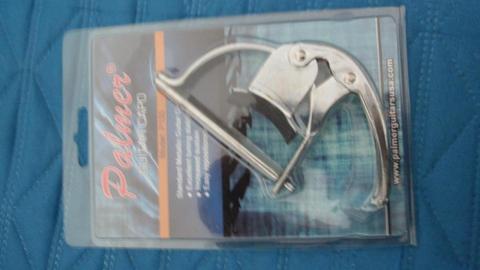 Capotraste Para Guitarra Marca Palmer Modelo P100