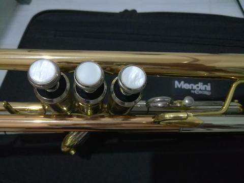 Trompeta Mendini