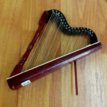 MINIATURA ARPA MADERA – ARTICULO USADO EX005