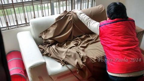 Forro protector para sofá a la medida, conservando el diseño de la tapicería
