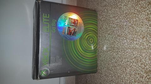 Combo Xbox 360 Elite Sin Tarjeta