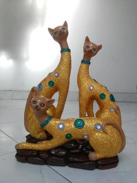 Gatos en Porcelana