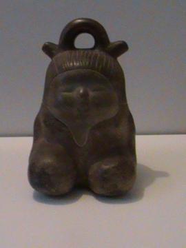 JICARA CON FIGURA ARCILLA