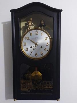 Reloj JAWACO campanero de pared con llave