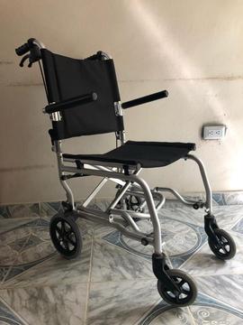 Silla de Ruedas de Transporte Liviana