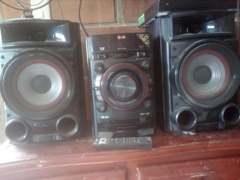 Se Vende Equipo de Sonido Varato