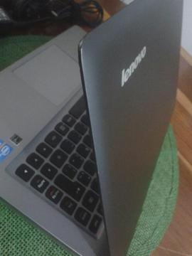 Portátil Lenovo Ultrabook