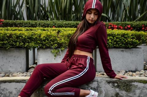 Cropped Vinotinto