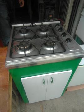 Cocina Integral Usada con Meson en Acero