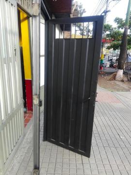Puerta Metalica
