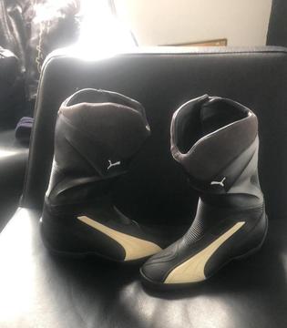 Botas Puma, Nuevas, Talla 37-38