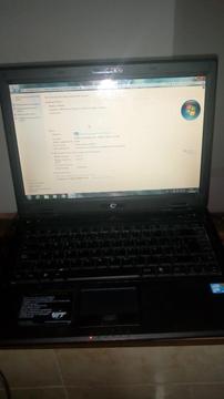 Vendo Laptop Vit con 4 Gb de Ram