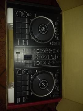 Vendo controlador Pioneer Ddjrb