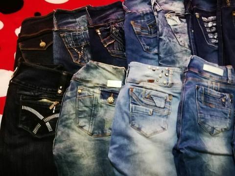 Vendo Lote de Jeans Dama Usado