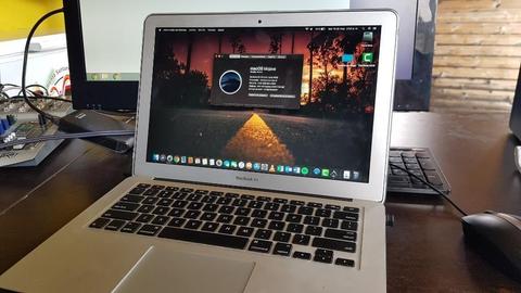 Vendo Macbook Air 2015 13 Core I5
