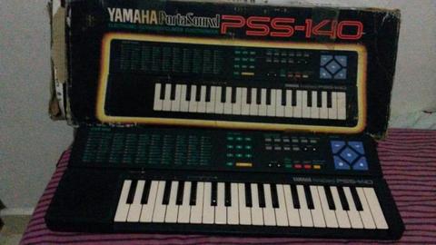 Teclado Piano Yamaha Portasound Pss 140