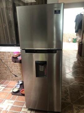 Se Vende Nevera en Excelente Estado