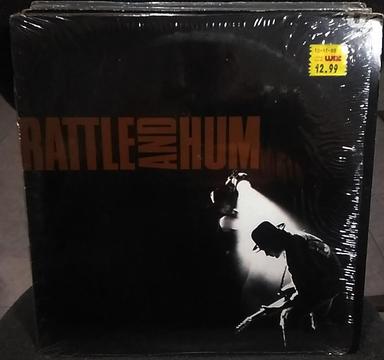 Album de 2 Long Play vinilos o acetatos Banda sonora de la película RATTLE and HUM de U2 1988 Made in USA Como Nuevo