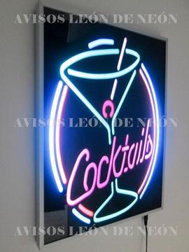 AVISO Cocktails Cócteles Bar Licores