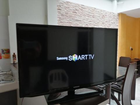 Televisor Led Smartv 32 Samsung Poco Uso