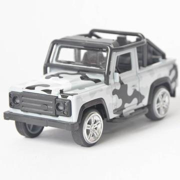 Land Rover Santana Militar - Escala 1:36 Ref 647