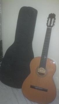 Vendo guitarra española acústica Alvaro en perfecto estado