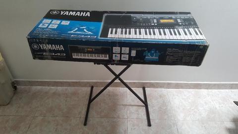 Piano Yamaha Psr E343