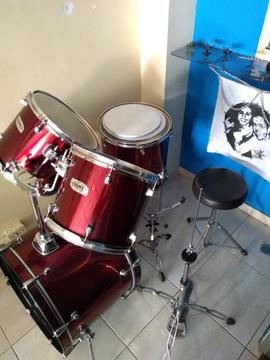 Vendo Bateria Mapex en Muy Buen Estado