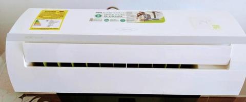 AIRE ACONDICIONADO MARCA HACEB INVERTER TIPO A REFERENCIA AA FS12 INV 115 BL NEGOCIABLE CON FACTURA