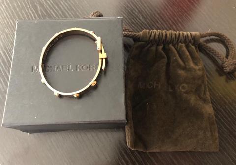 Pulsera Michael Kors Dorada