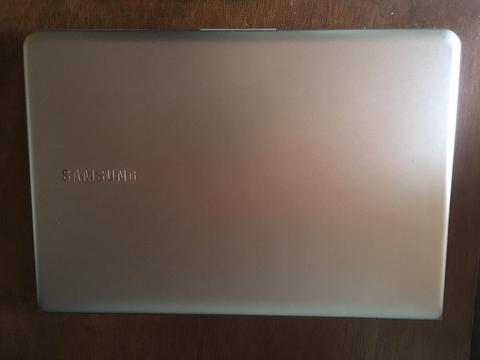 Portatil Ultrabook Samsung Corei5 3Ra G