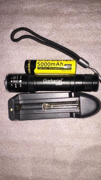 Kit Linterna Tactical 15000lm T6 Power Led Zoom