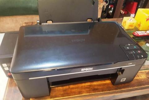 Impresora Multifuncional Epson L200, Copiadora y Escáner