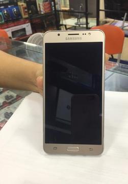 Samsung Galaxy J7 Metal
