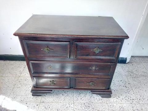 mueble con cajones