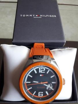 reloj deportivo tommy hilfiger 100 x 100 original