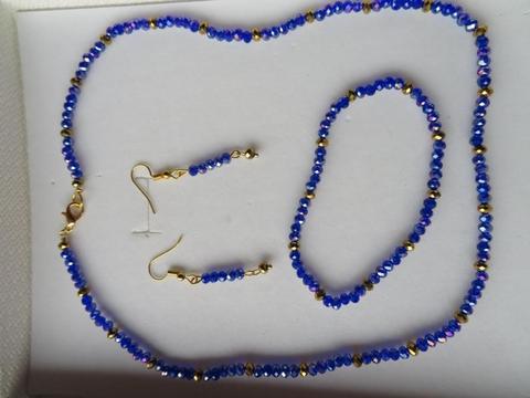 Collar, Aretes Y Pulsera en Murano Azul