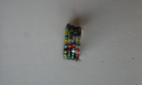 ANILLO EN MOSTACILLA DE COLORES