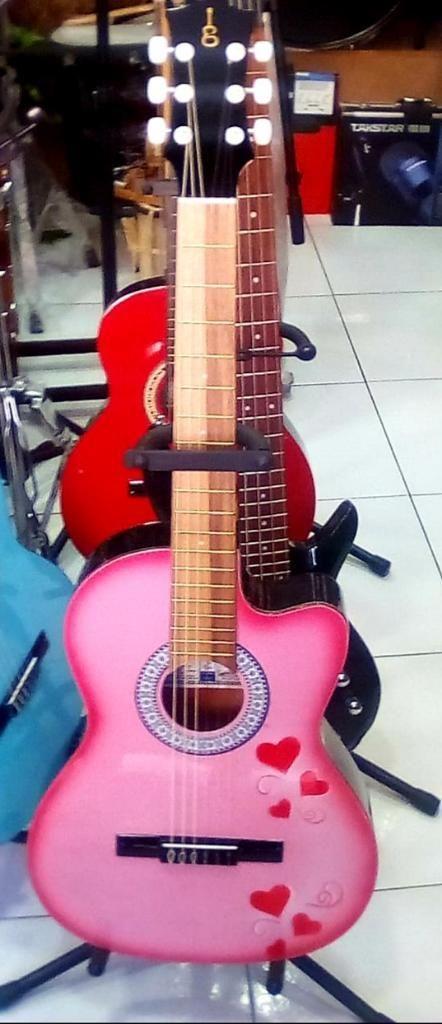 Guitarras en Cedro!!