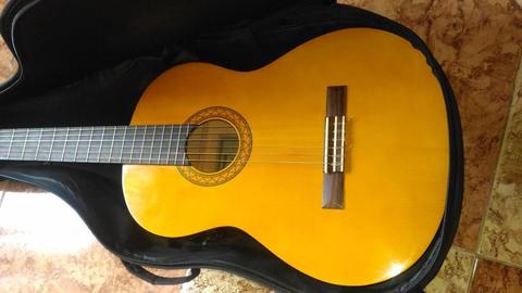 Guitarra Electroacústica Yamaha C40