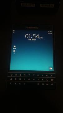 Celular Blackberry Passport