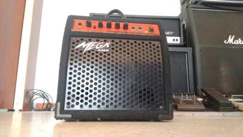 Amplificador MEGA SL 20 para guitarra eléctrica