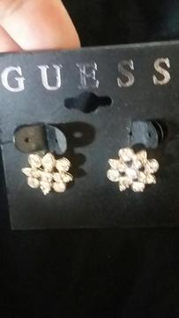 Vendo Aretes de Lujo Guess