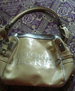 Vendo Cartera Victoria's Secret