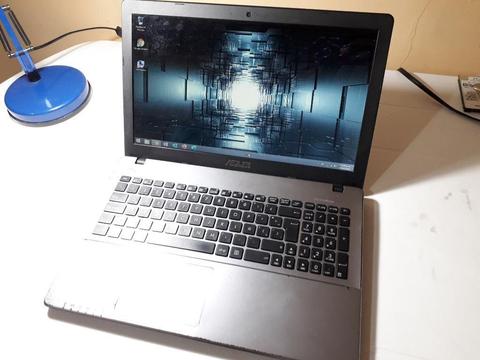 Asus K550d Usado