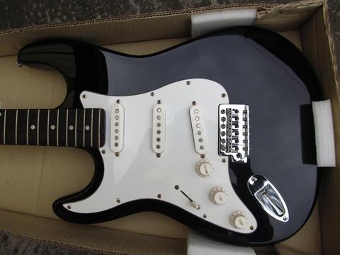 Remate Guitarra Electrica Tipo Fender St