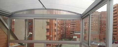 CUBIERTAS EN POLICARBONATO DOMOS O MARQUESINAS
