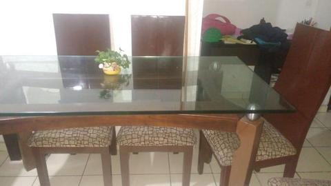 VENDO COMEDOR DE 6 PUESTOS