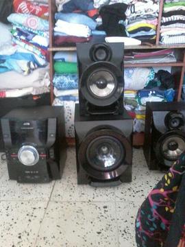 Equipo de Sonido Marca Kalley