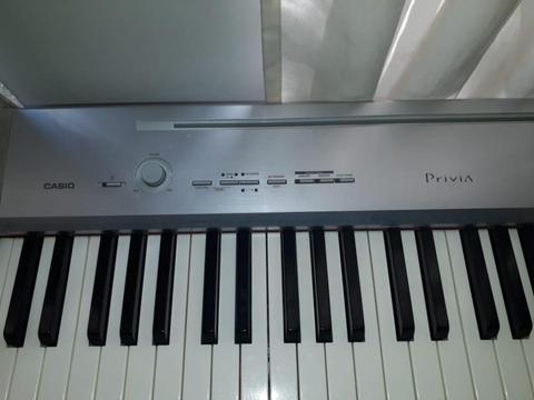 Piano digital Casio PX-150